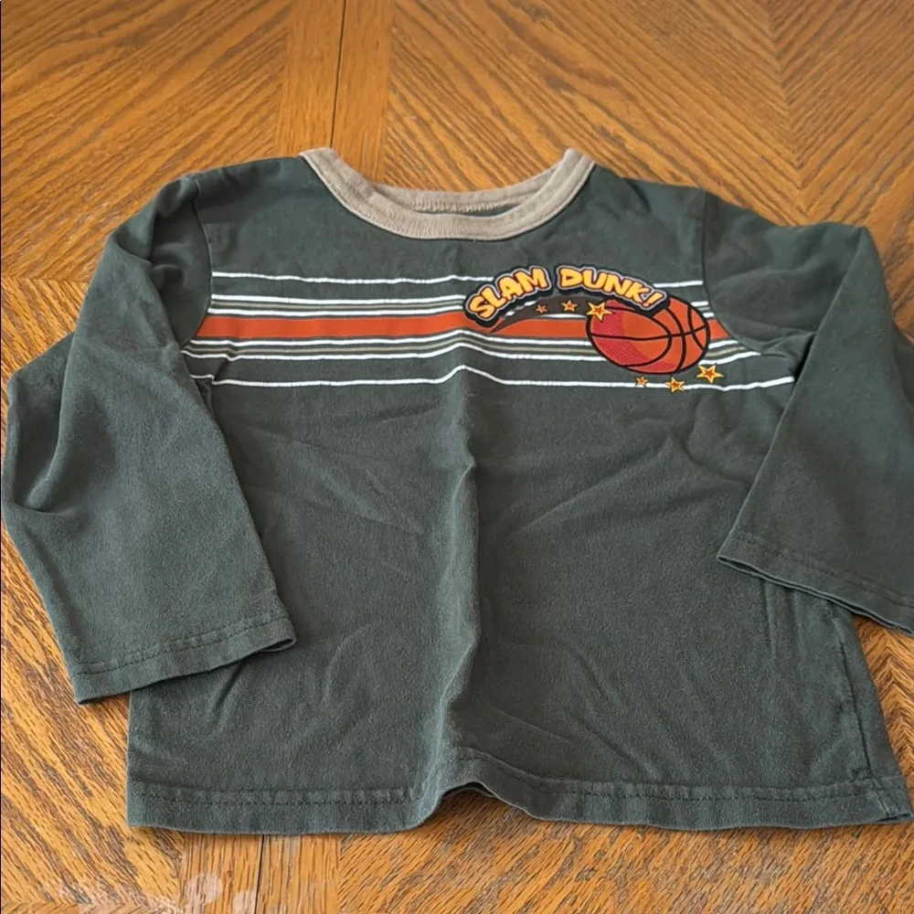 Bundle of 6 shirts